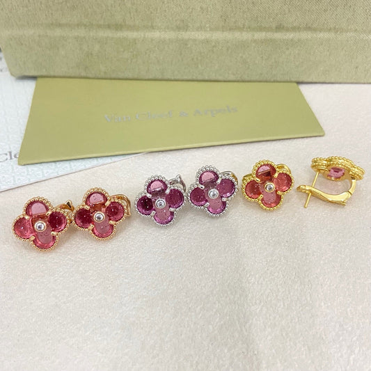 [⭐Hyrra Jewelry]2026 NEW  CLOVER 1 MOTIFPINK ENAMEL STUD EARRINGS WITH DIAMONDS2