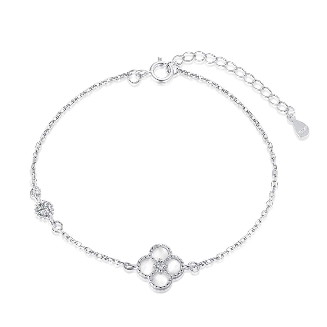[Hyrra Jewelry]Delicate Four Leaf Clover Bracelet