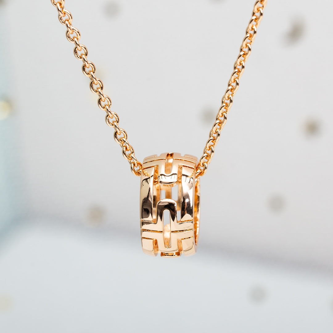 [⭐Hyrra Jewelry]PARENTESI NECKLACE PINK GOLD