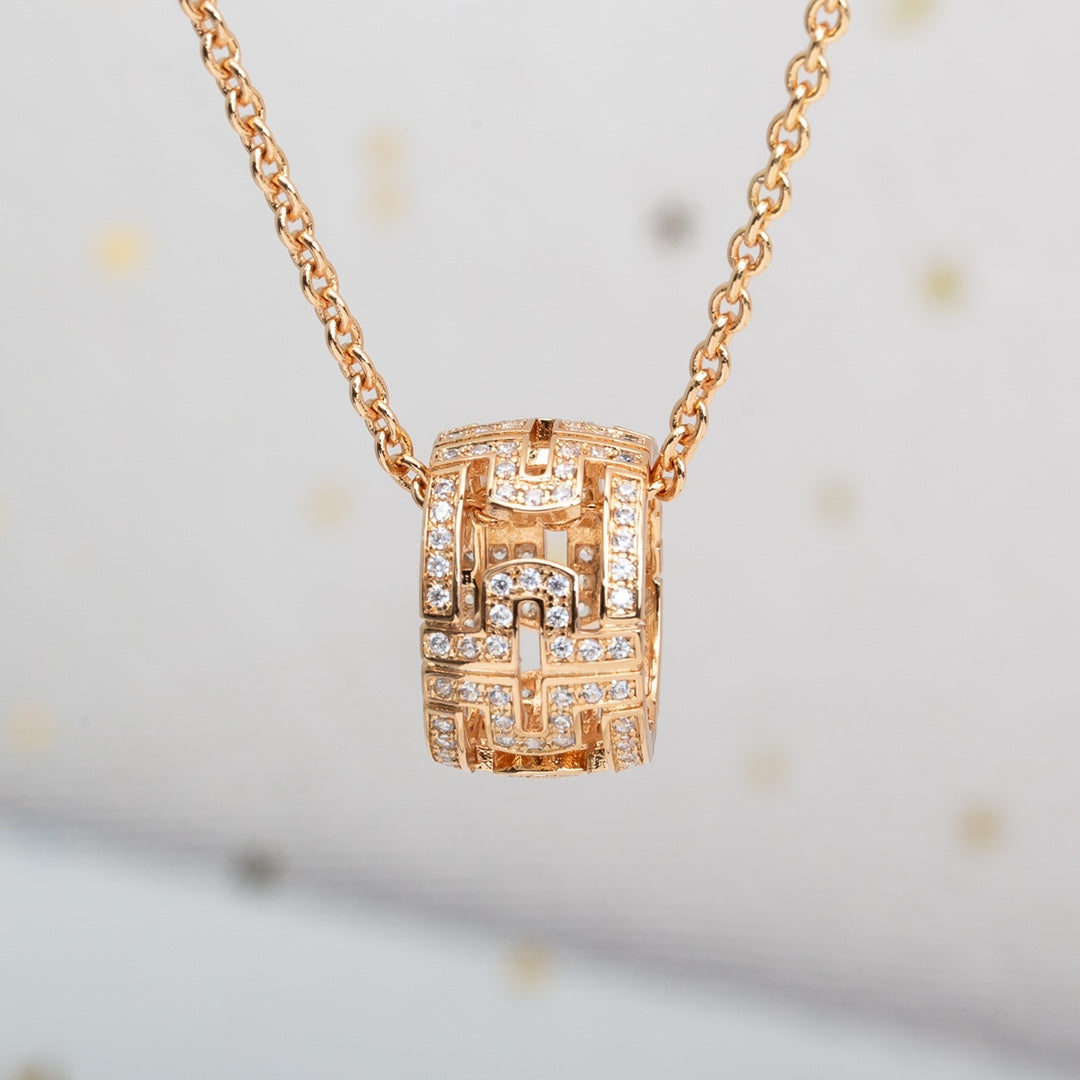 [⭐Hyrra Jewelry]PARENTESI NECKLACE PINK GOLD DIAMOND