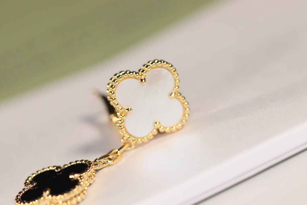 [⭐Hyrra Jewelry]CLOVER EARRINGS GOLD ONYX MOP 3 MOTIF