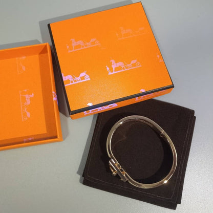 [⭐Hyrra Jewelry]H RED BRACELET