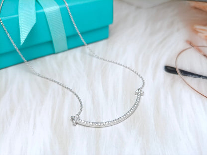 [Hyrra Jewelry]BIG SMILE PEDANT DIAMOND NECKLACE
