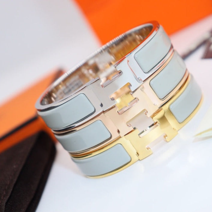 [⭐Hyrra Jewelry]H LIGHT BLUE BRACELET