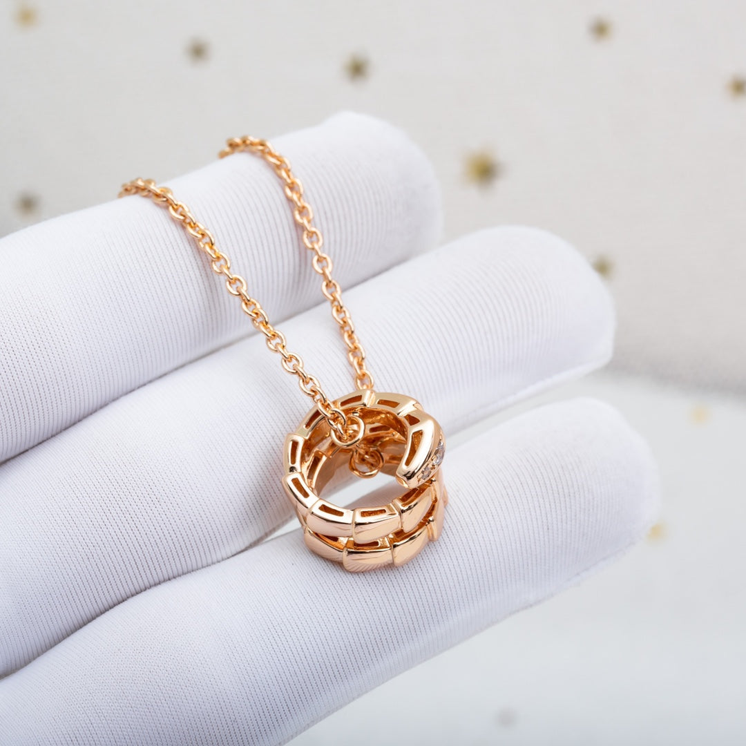 [⭐Hyrra Jewelry]SERPENTI PINK GOLD NECKLACE DIAMOND