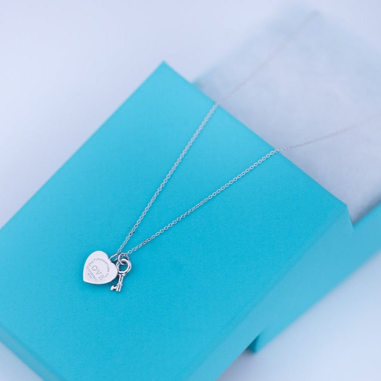 [Hyrra Jewelry]KEY AND HEART SILVER NECKLACE