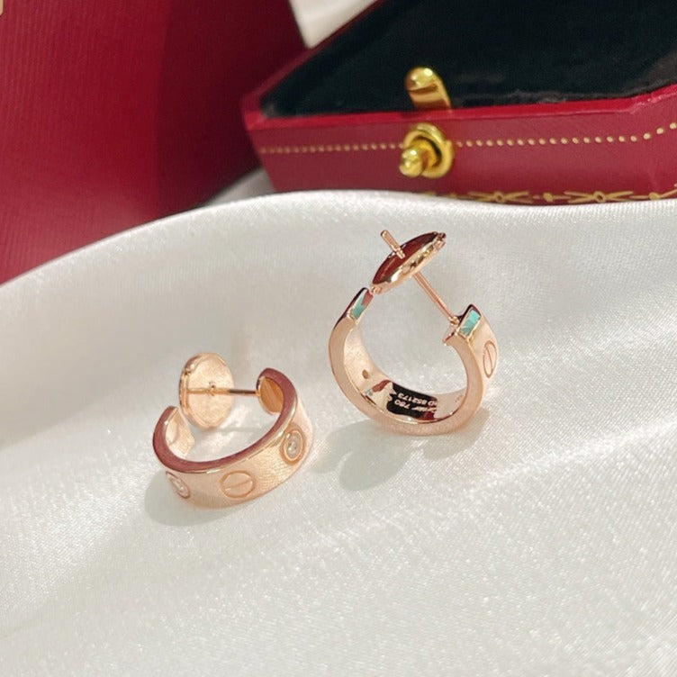 [⭐Hyrra Jewelry]LOVE EARRINGS 5.7MM 2 DIAMONDS
