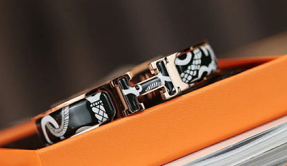 [⭐Hyrra Jewelry]H TARTAN BRACELET 12MM