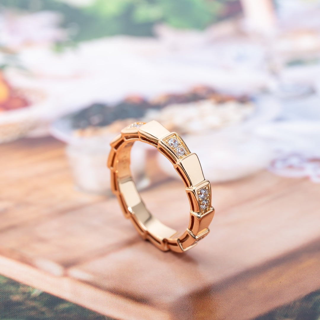 [⭐Hyrra Jewelry]SERPENTI RING PINK GOLD  3MM