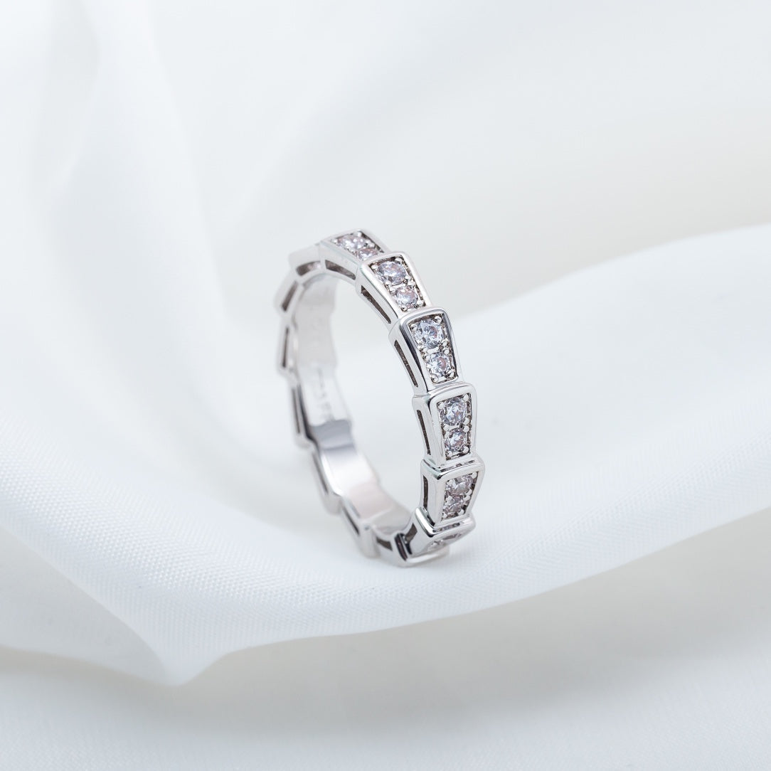 [⭐Hyrra Jewelry]SERPENTI RING SILVER DIAMOND PAVED 3MM