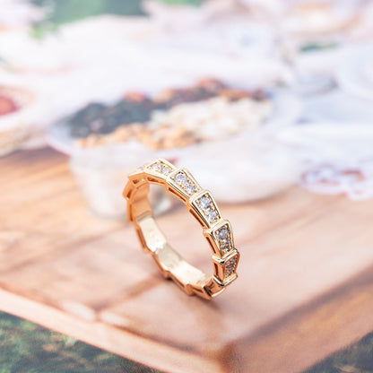 [⭐Hyrra Jewelry]SERPENTI RING PINK GOLD DIAMOND PAVED 3MM