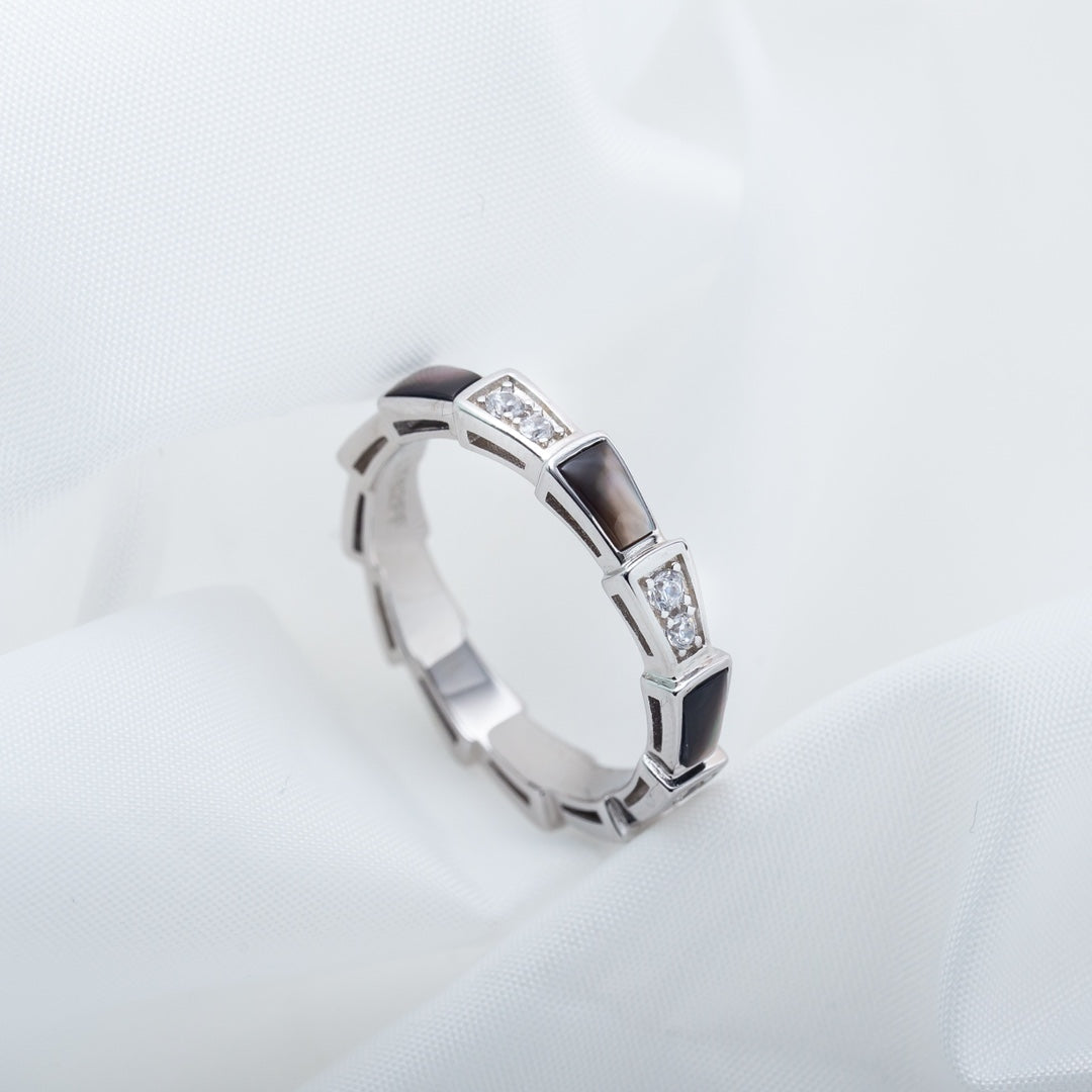 [⭐Hyrra Jewelry]SERPENTI RING SILVER  DIAMOND BLACK MOP 3MM