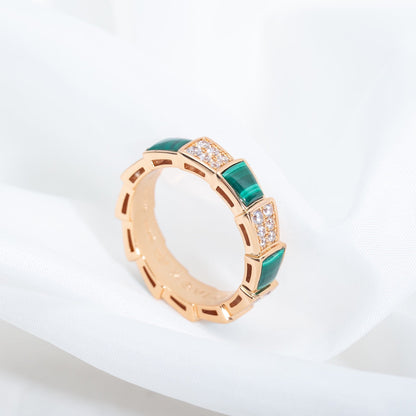 [⭐Hyrra Jewelry]SERPENTI RING PINK GOLD MALACHITE DIAMOND PAVED 4MM