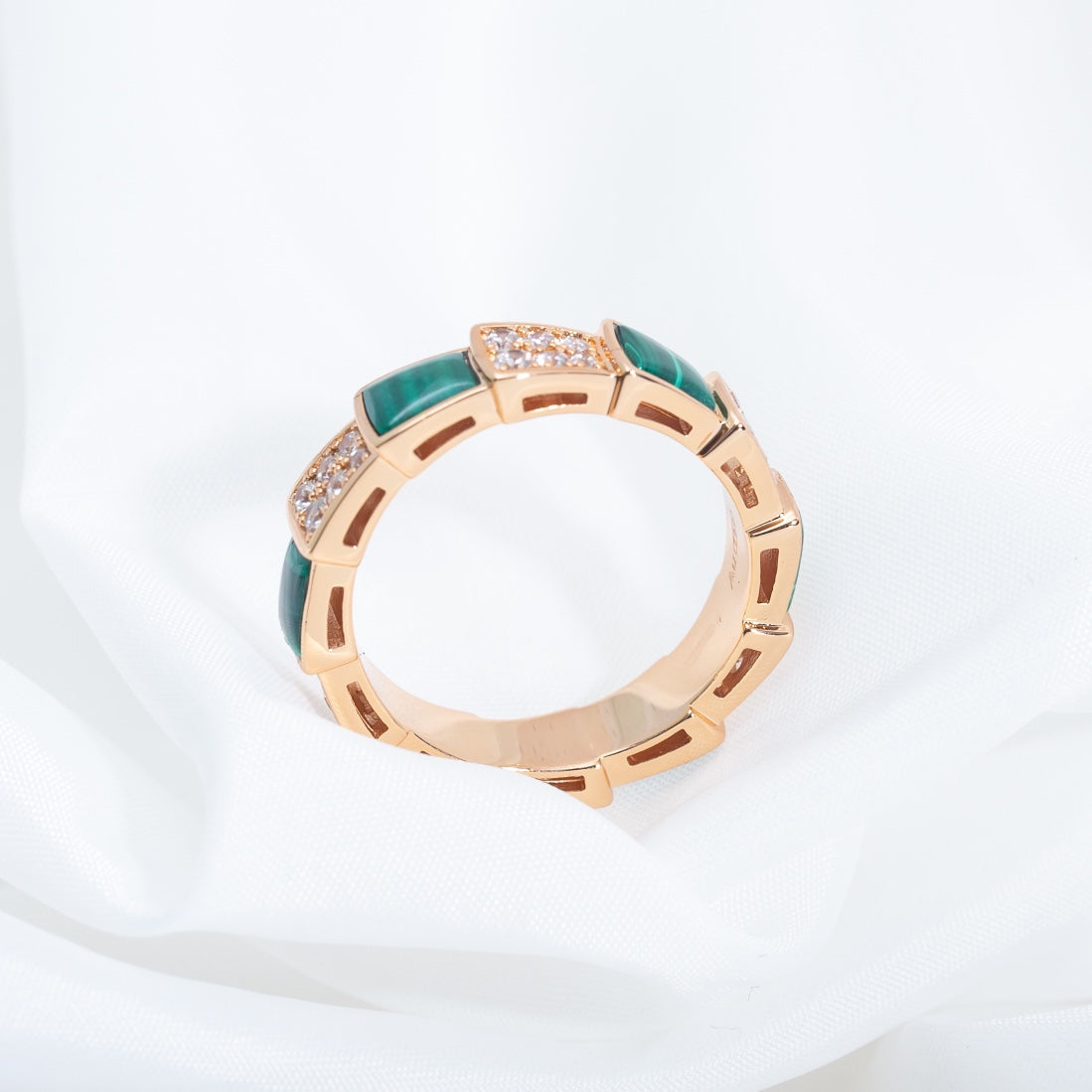 [⭐Hyrra Jewelry]SERPENTI RING PINK GOLD MALACHITE DIAMOND PAVED 4MM