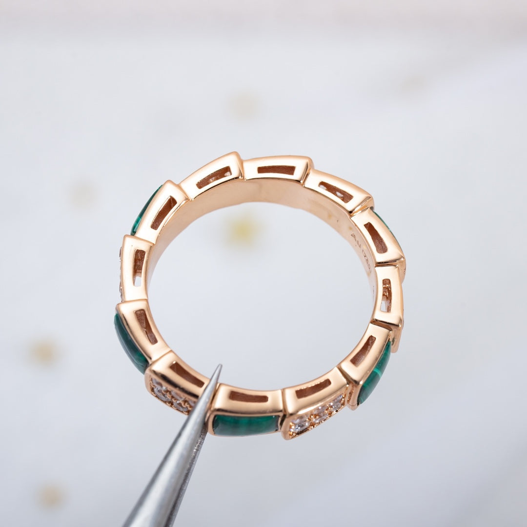 [⭐Hyrra Jewelry]SERPENTI RING PINK GOLD MALACHITE DIAMOND PAVED 4MM
