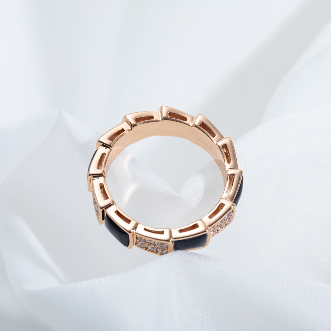 [⭐Hyrra Jewelry]SERPENTI RING PINK GOLD BLACK MOP DIAMOND PAVED 4MM