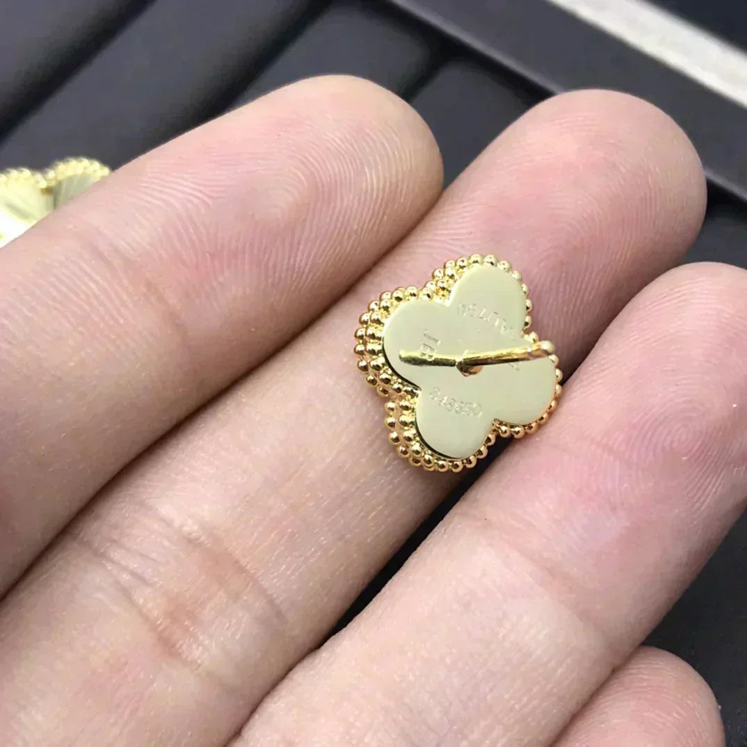 [⭐Hyrra Jewelry]CLOVER MINI 9.5MM LASER EARRINGS