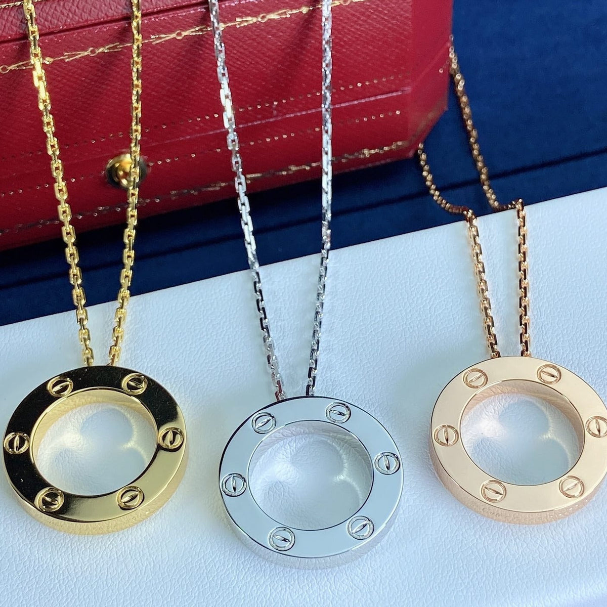 [⭐Hyrra Jewelry]LOVE NECKLACE 16MM
