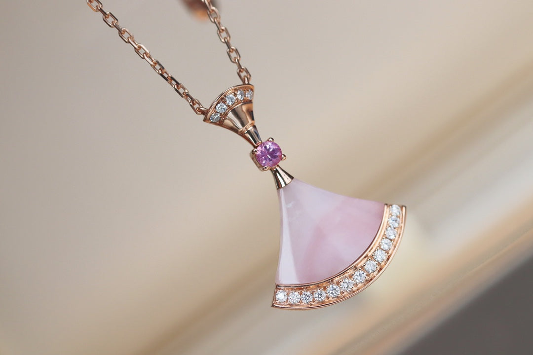 [⭐Hyrra Jewelry]DREAM NECKLACE PINK MOP DIAMOND