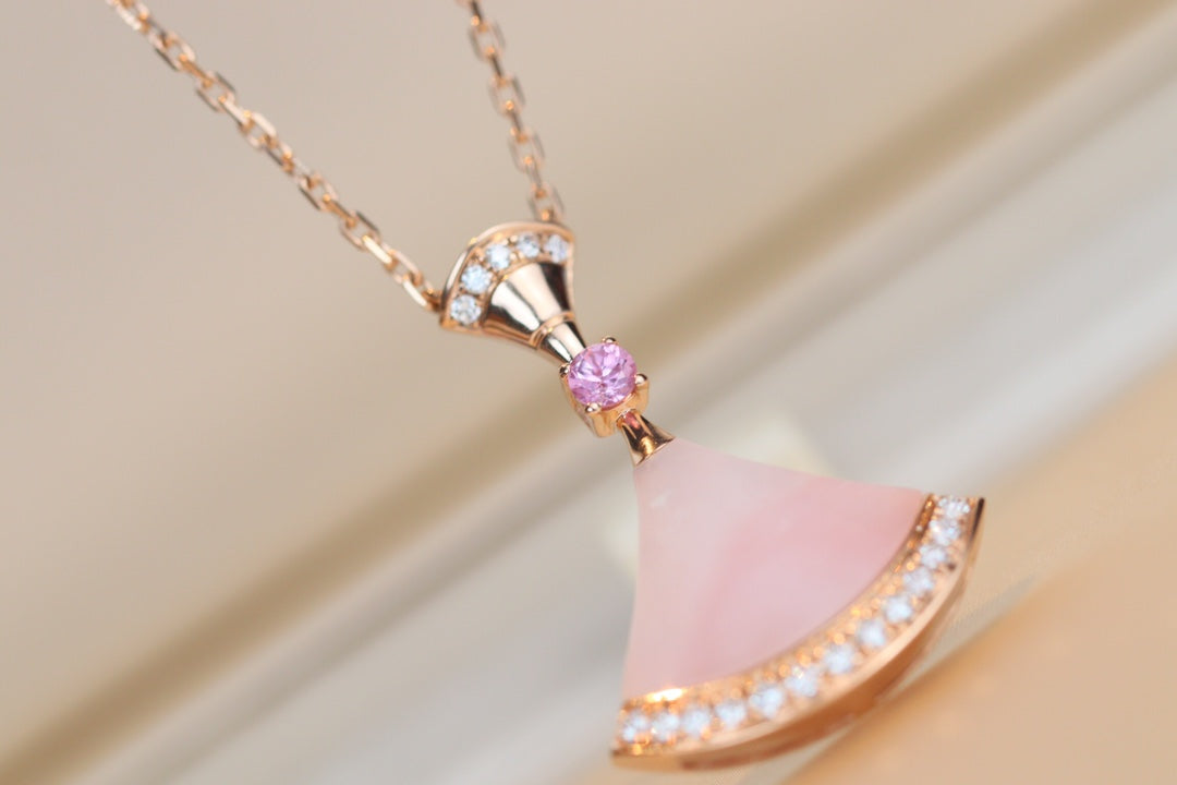 [⭐Hyrra Jewelry]DREAM NECKLACE PINK MOP DIAMOND