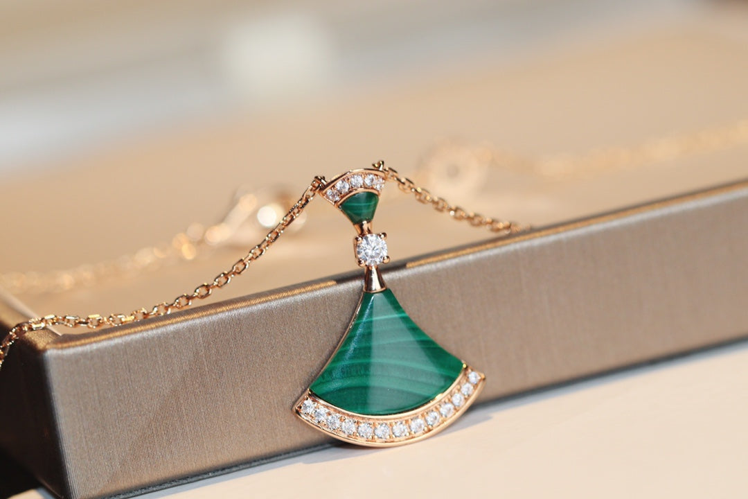 [⭐Hyrra Jewelry]DREAM NECKLACE MALACHITE DIAMOND