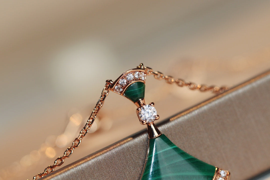 [⭐Hyrra Jewelry]DREAM NECKLACE MALACHITE DIAMOND