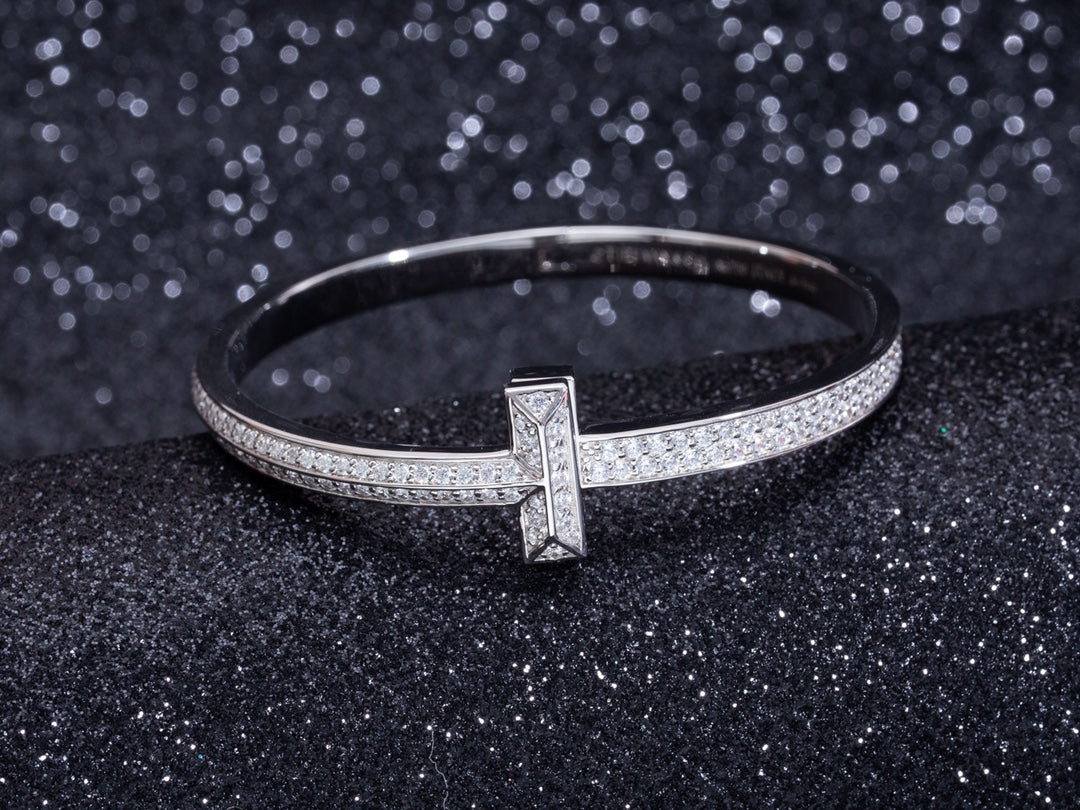 [Hyrra Jewelry]WIDE DIAMONDS HINGED BANGLE SILVER