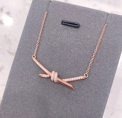 [Hyrra Jewelry]KNOT NECKLACE DIAMONDS