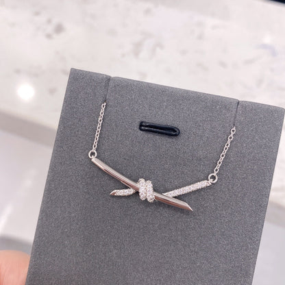 [Hyrra Jewelry]KNOT NECKLACE DIAMONDS