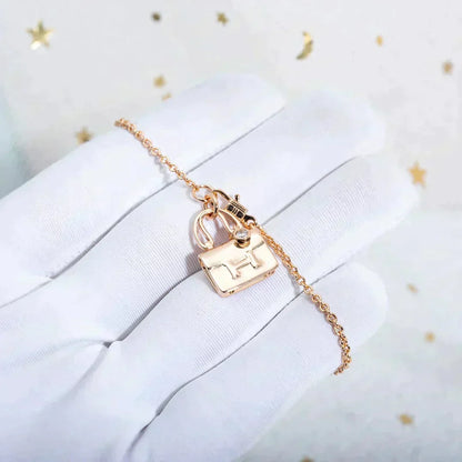 [⭐Hyrra Jewelry]AMULETTE PEDANT ROSE GOLD NECKLACE