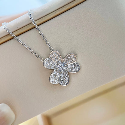 [⭐Hyrra Jewelry]CLOVER DIAMOND NECKLACE SILVER