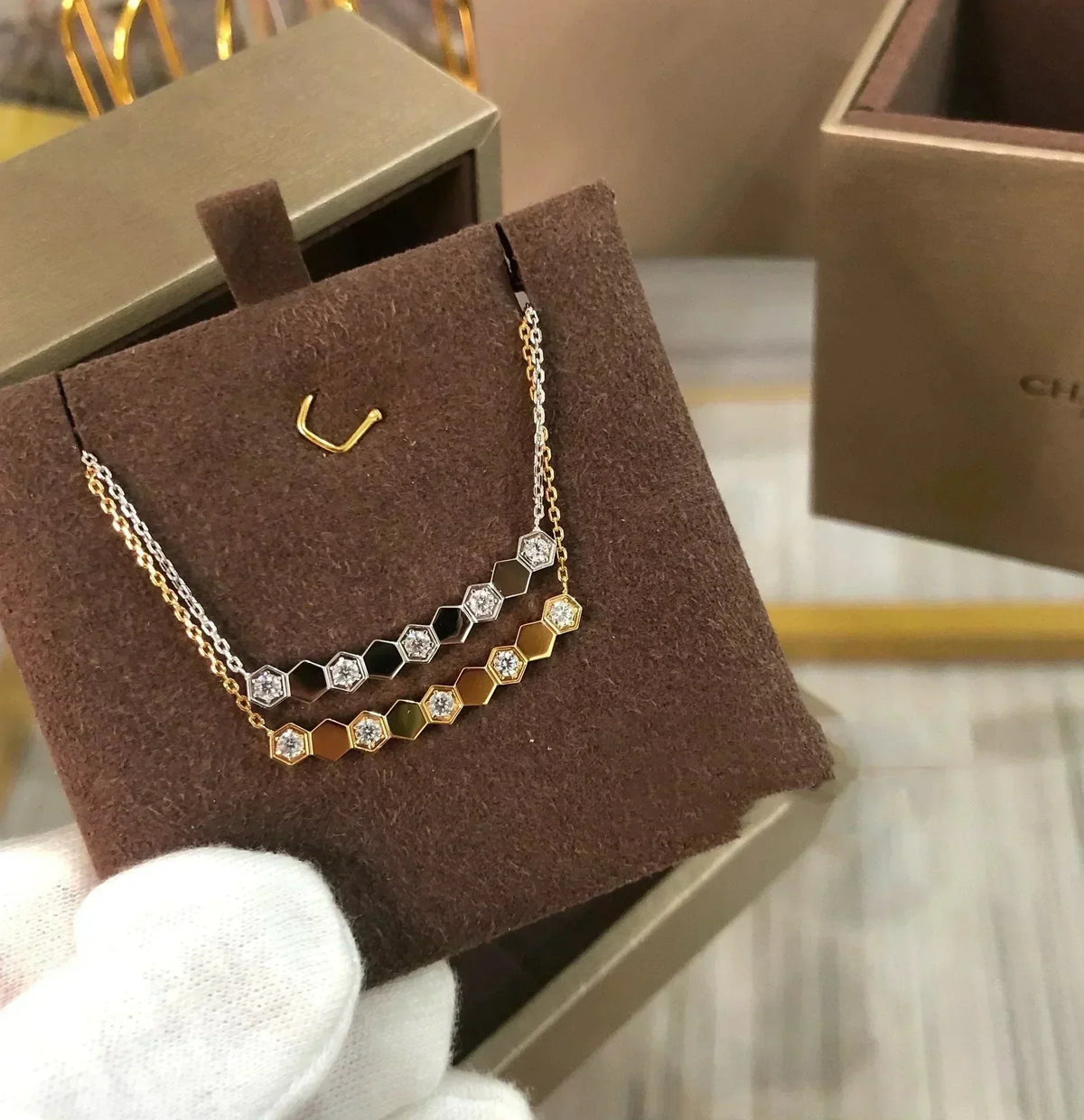 [⭐Hyrra Jewelry]BEE LOVE NECKLACE DIAMOND