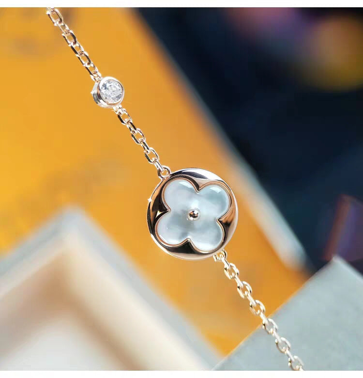 [⭐Hyrra Jewelry]SUN MOP GOLD 1 DIAMOND NECKLACE