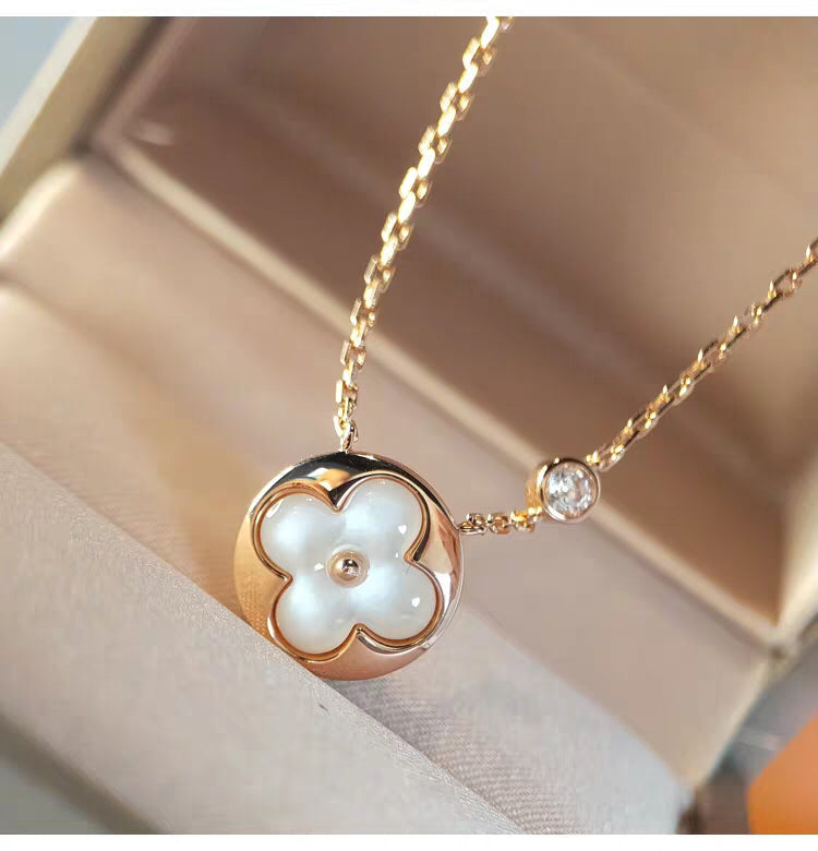 [⭐Hyrra Jewelry]SUN MOP GOLD 1 DIAMOND NECKLACE