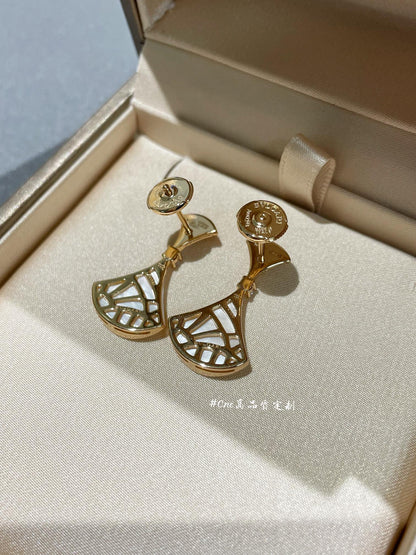 [⭐Hyrra Jewelry]DREAM MOP 1 DIAMOND EARRINGS