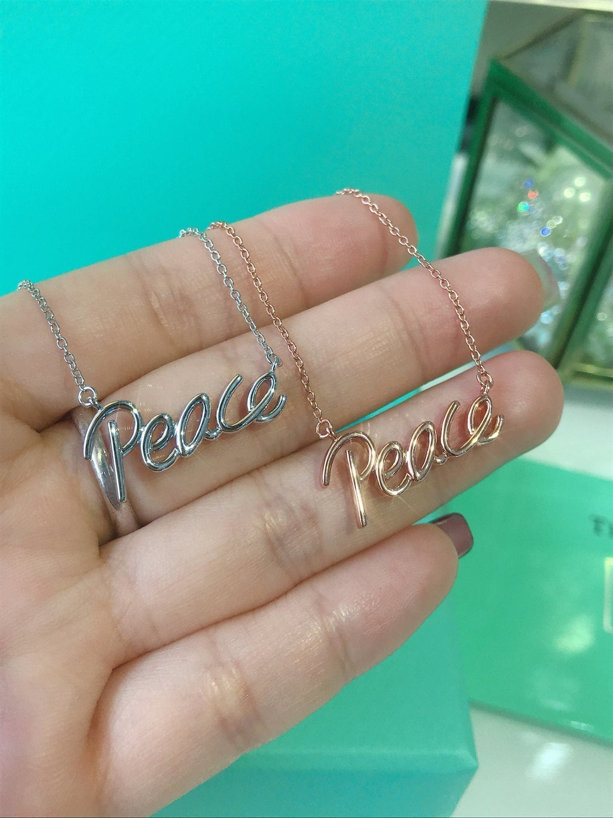 [Hyrra Jewelry]PEACE TEXT PEDANT NECKLACE