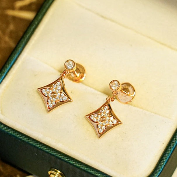 [⭐Hyrra Jewelry]STAR DIAMONDS EARRINGS GOLD
