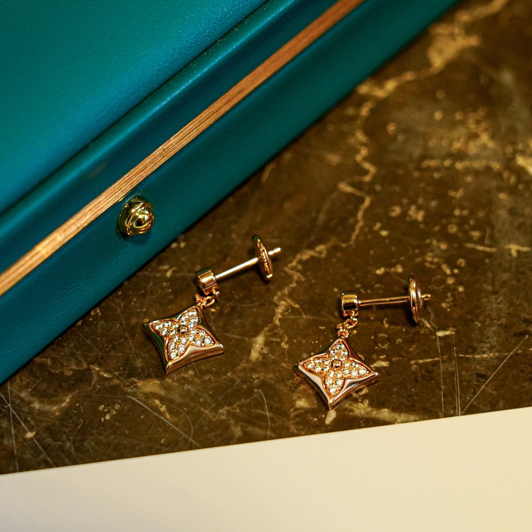 [⭐Hyrra Jewelry]STAR DIAMONDS EARRINGS GOLD