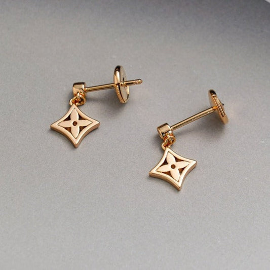 [⭐Hyrra Jewelry]STAR EARRINGS GOLD