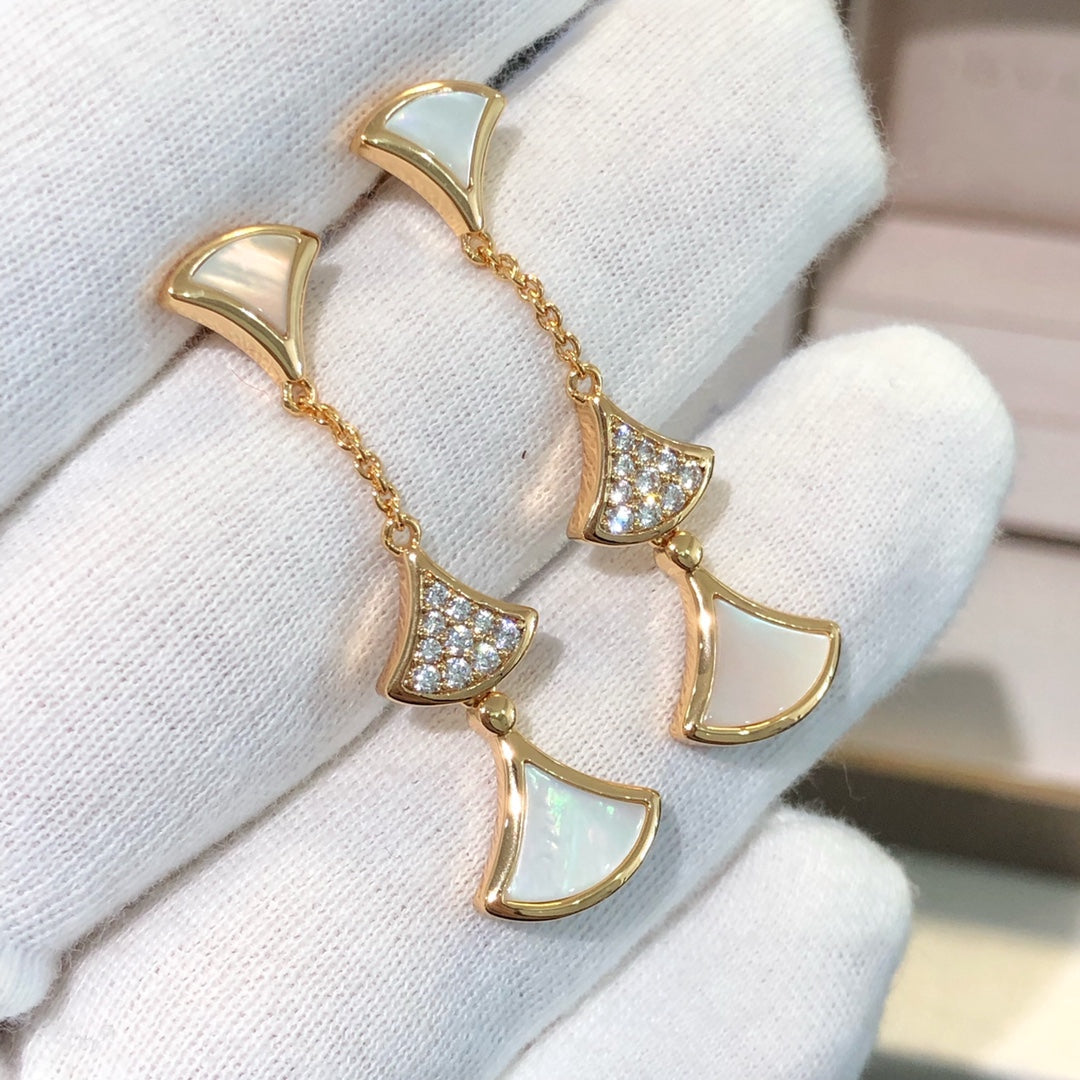 [⭐Hyrra Jewelry]DREAM EARRINGS 3 MOTIFS DIAMOND MOP PINK GOLD