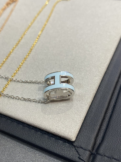 [⭐Hyrra Jewelry]POP H LIGHT BLUE NECKLACE