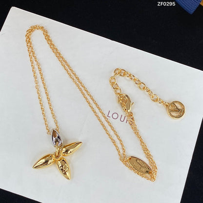 [⭐Hyrra Jewelry]LOUISETTE PEDANT GOLD NECKLACE