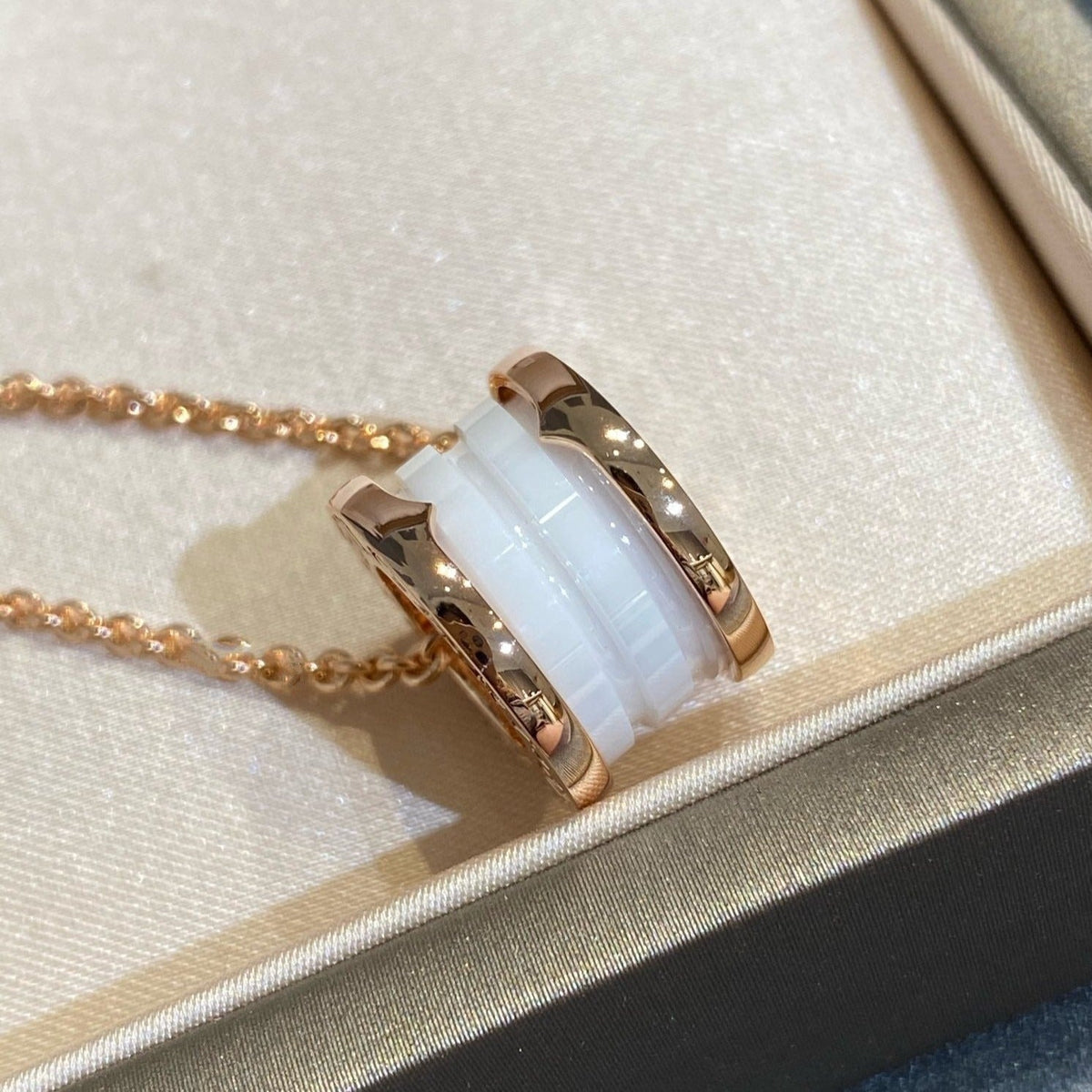 [⭐Hyrra Jewelry]ZERO 1 WHITE CERAMIC PINK GOLD NECKLACE