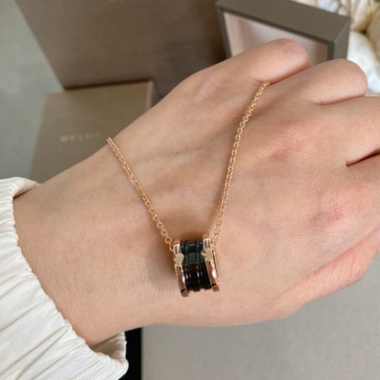 [⭐Hyrra Jewelry]ZERO 1 BLACK CERAMIC PINK GOLD NECKLACE
