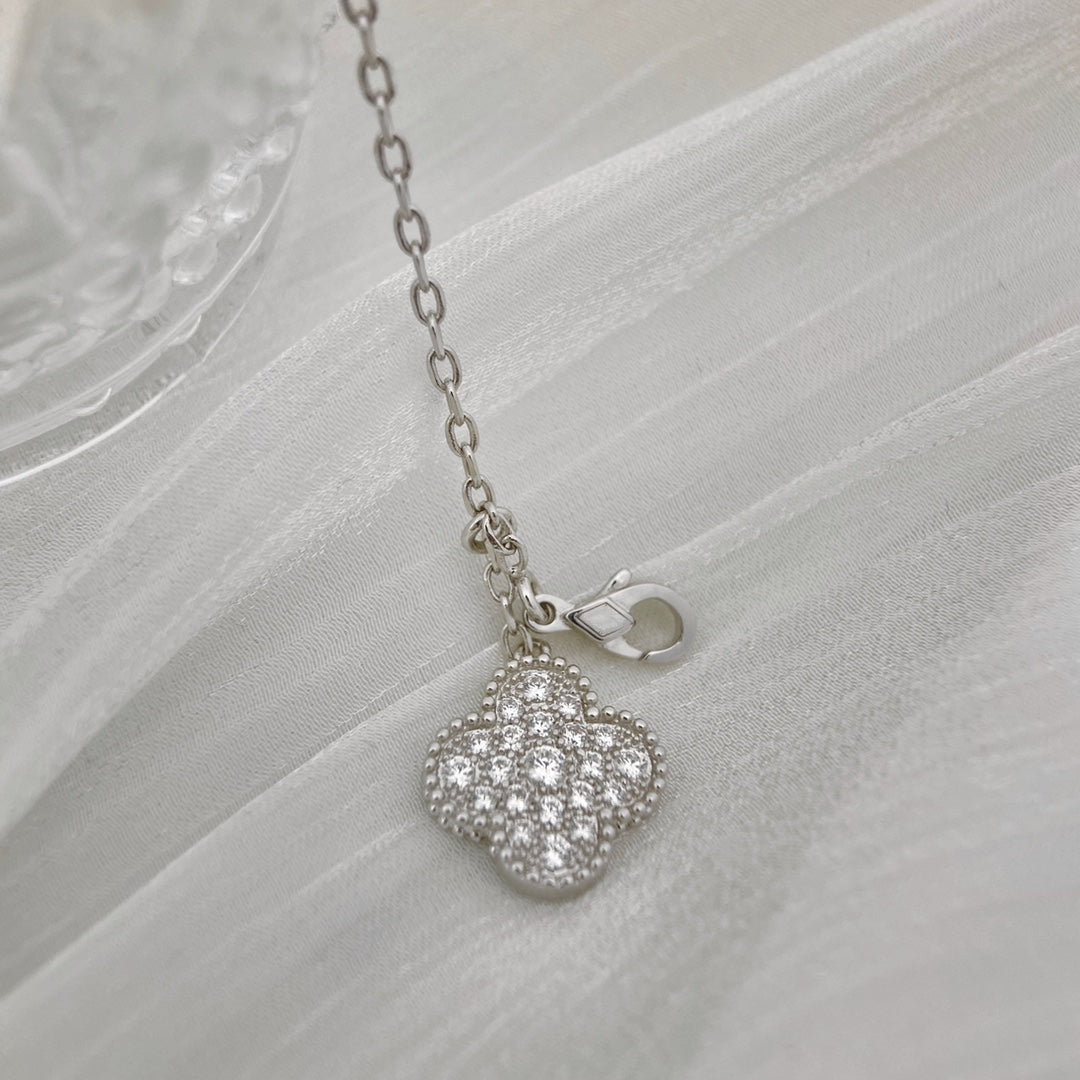 [⭐Hyrra Jewelry]CLOVER 5 MOTIFS SILVER DIAMONDS NECKLACE