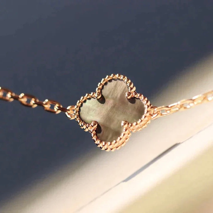 [⭐Hyrra Jewelry]CLOVER 20 MOTIFS LASER DIAMOND NECKLACE