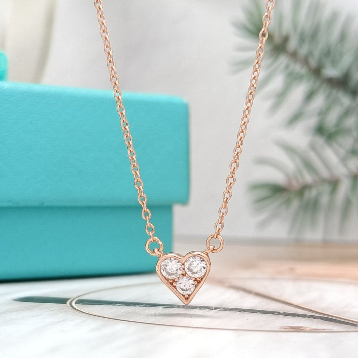 [Hyrra Jewelry]HEART 3 DIAMONDS PEDANT NECKLACE
