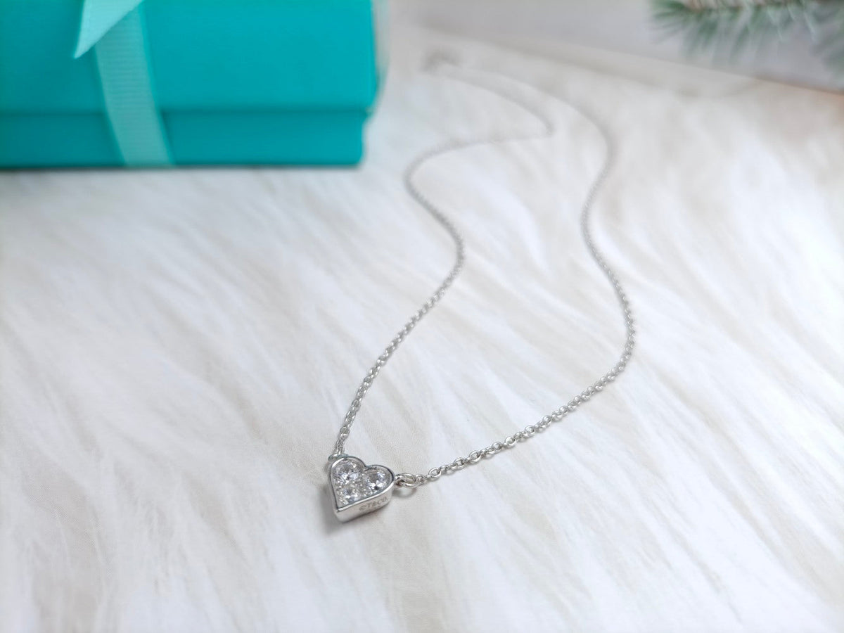 [Hyrra Jewelry]HEART 3 DIAMONDS PEDANT NECKLACE