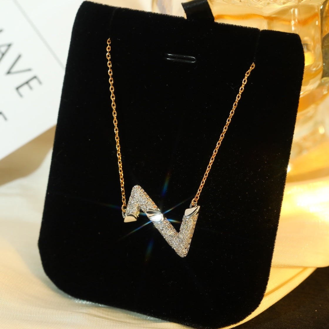 [⭐Hyrra Jewelry]VOLT SILVER DIAMOND PEDANT NECKLACE