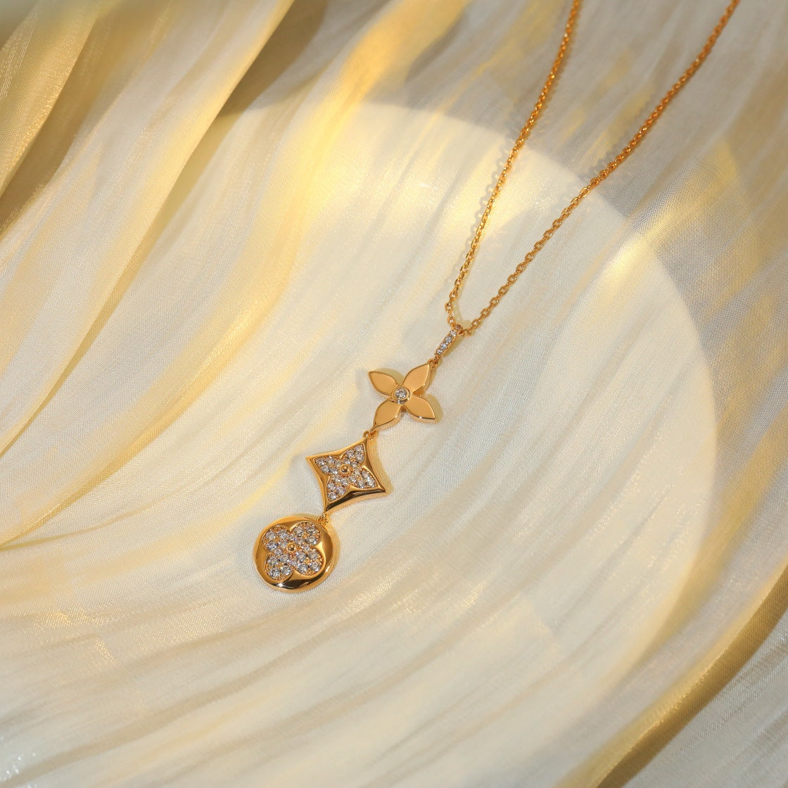 [⭐Hyrra Jewelry]STAR AND SUN DIAMOND PINK GOLD NECKLACE
